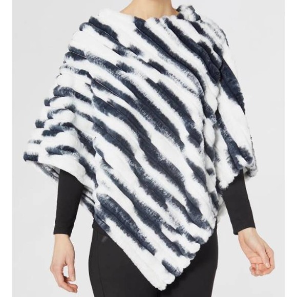 Coco + Carmen Accessories - Black White Tie Dye Faux Fur Poncho